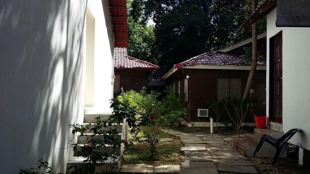 Perhentian Tropicana Inn Pulau Perhentian Kecil Екстериор снимка